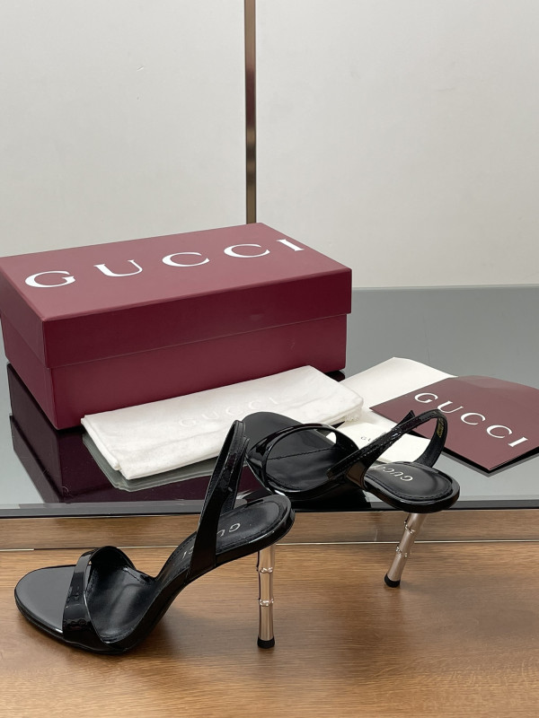 G*u*i heels-9.5cm