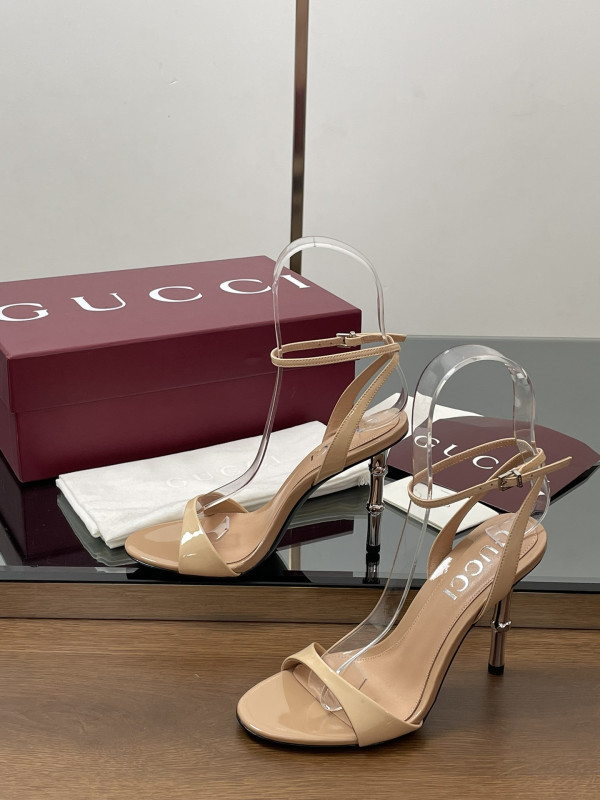 G*u*i heels-9.5cm
