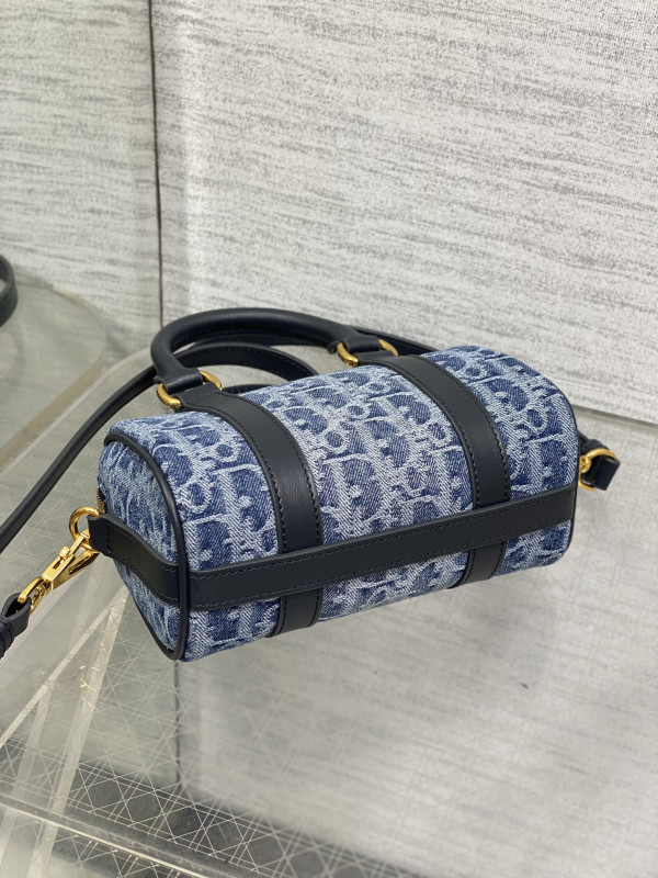 Diro Groove 17 Nano Bag