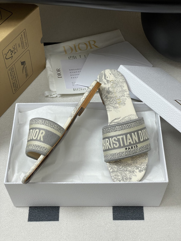 DIRO DWAY SLIDES