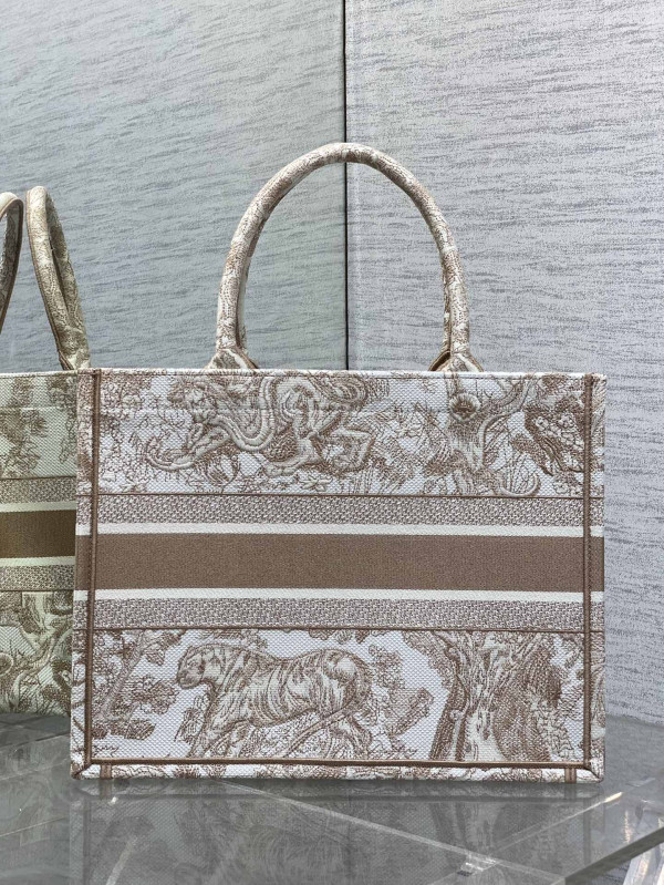 MEDIUM DIRO BOOK TOTE-36.5X27.5X16.5CM