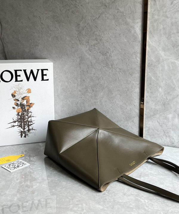 Lowee Puzzle Fold medium Tote -  25.5X14.5X31.5cm
