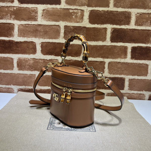G*u*i mini vanity bag with bamboo handle - 15.5*13.5*4cm