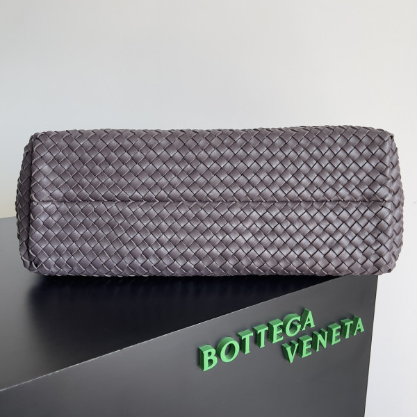 bo*te*ga Ve*ne*ta large cabat-51*18*28cm