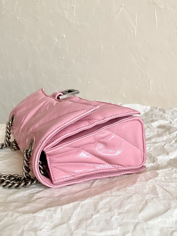 Ba*len*cia*ga crush small chain bag