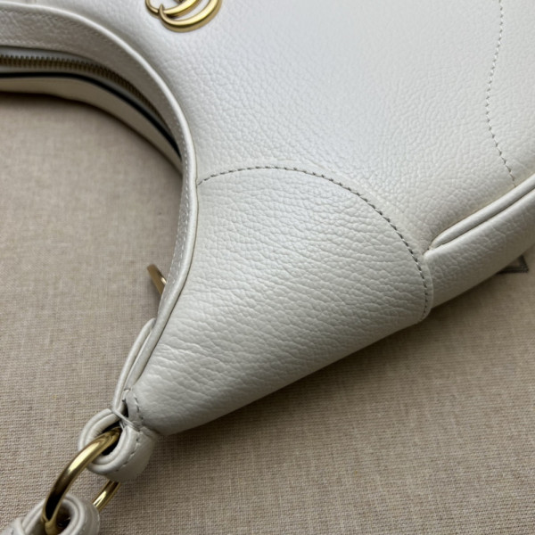 G*u*i aphrodite small shoulder bag