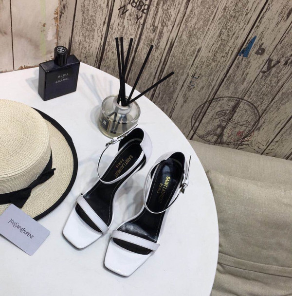 Y*L opyum sandals