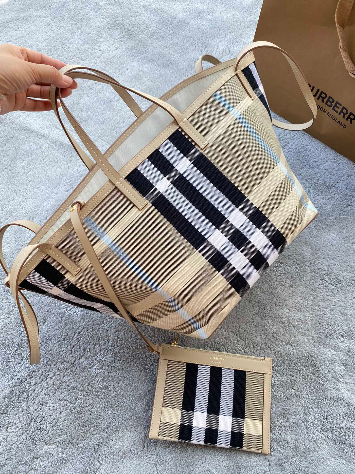 B**rry tote