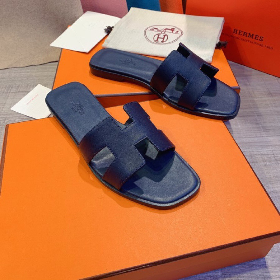 H**mes sandal