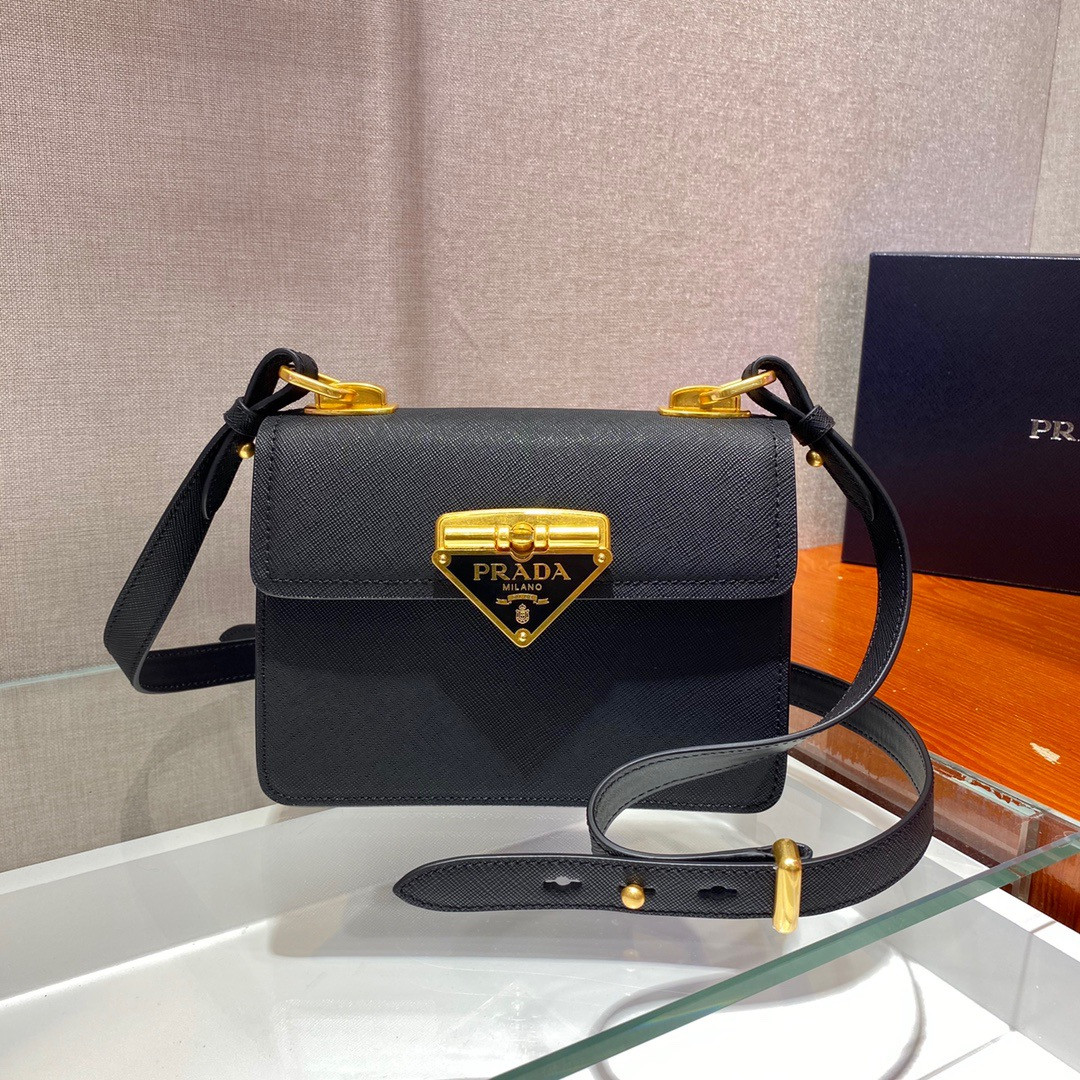 Pra*a symbole bag