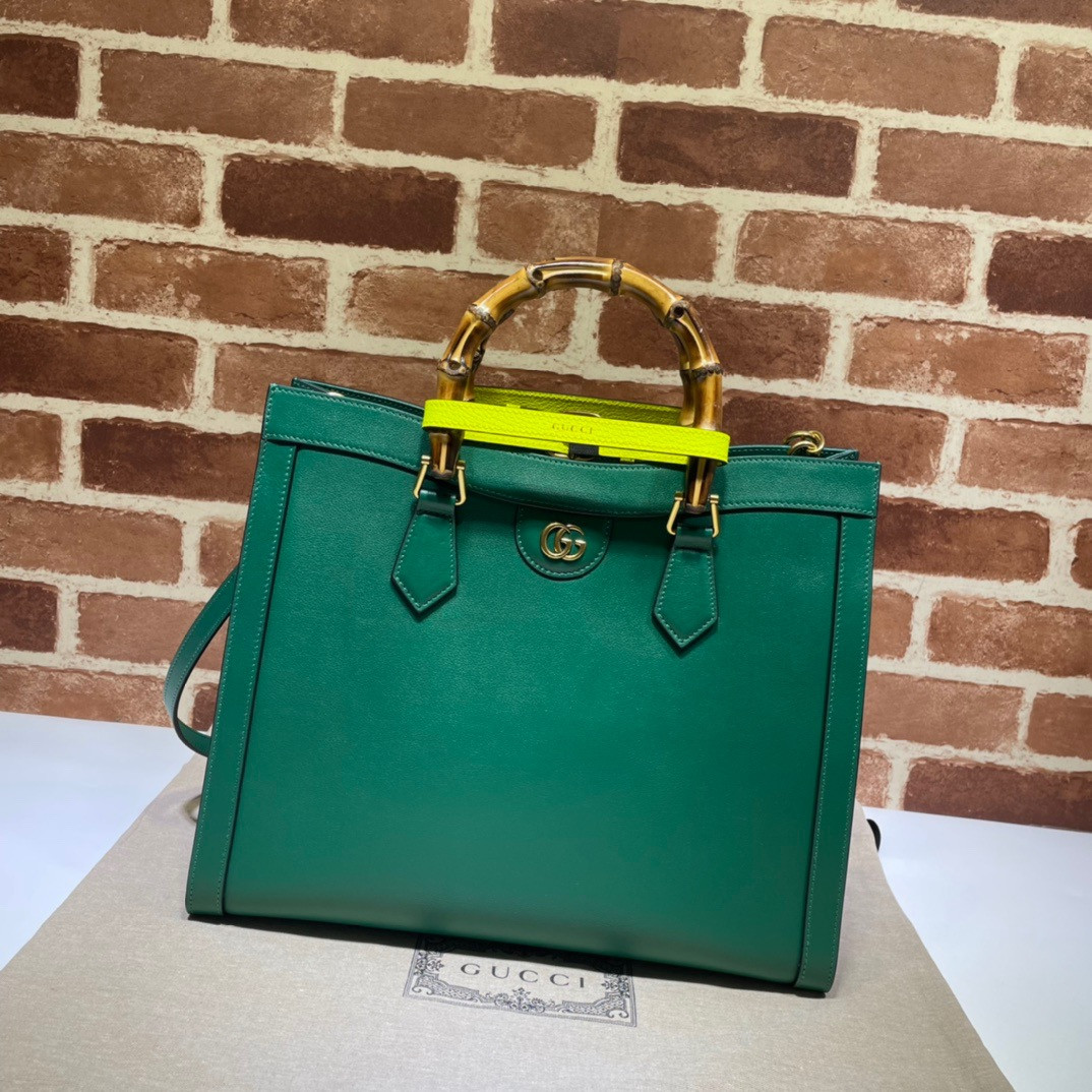 G*u*i diana medium tote bag