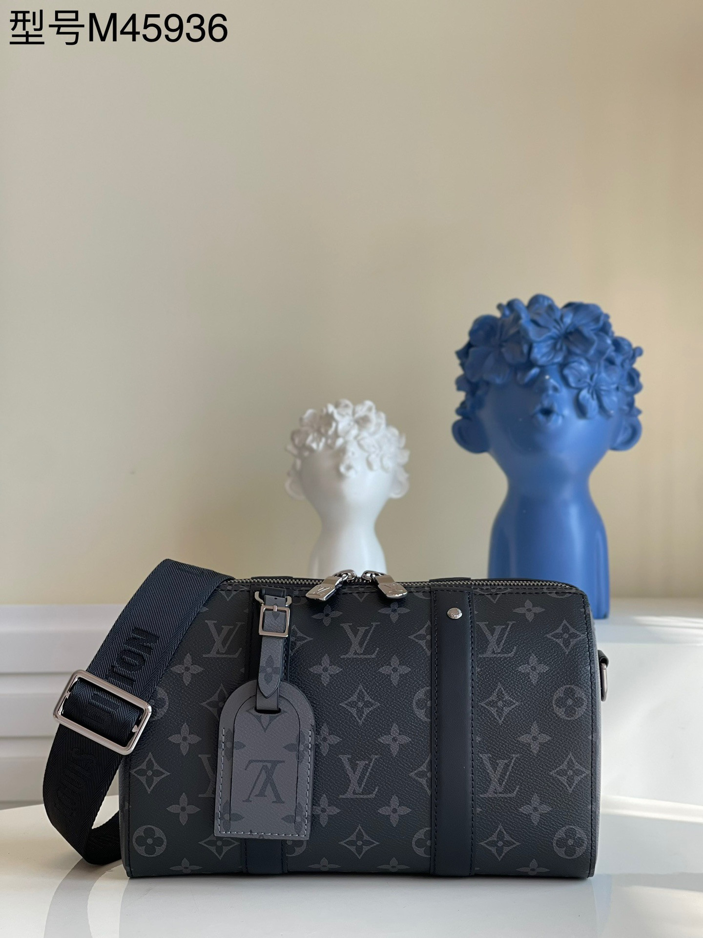 l0*is V*t0n city keepall