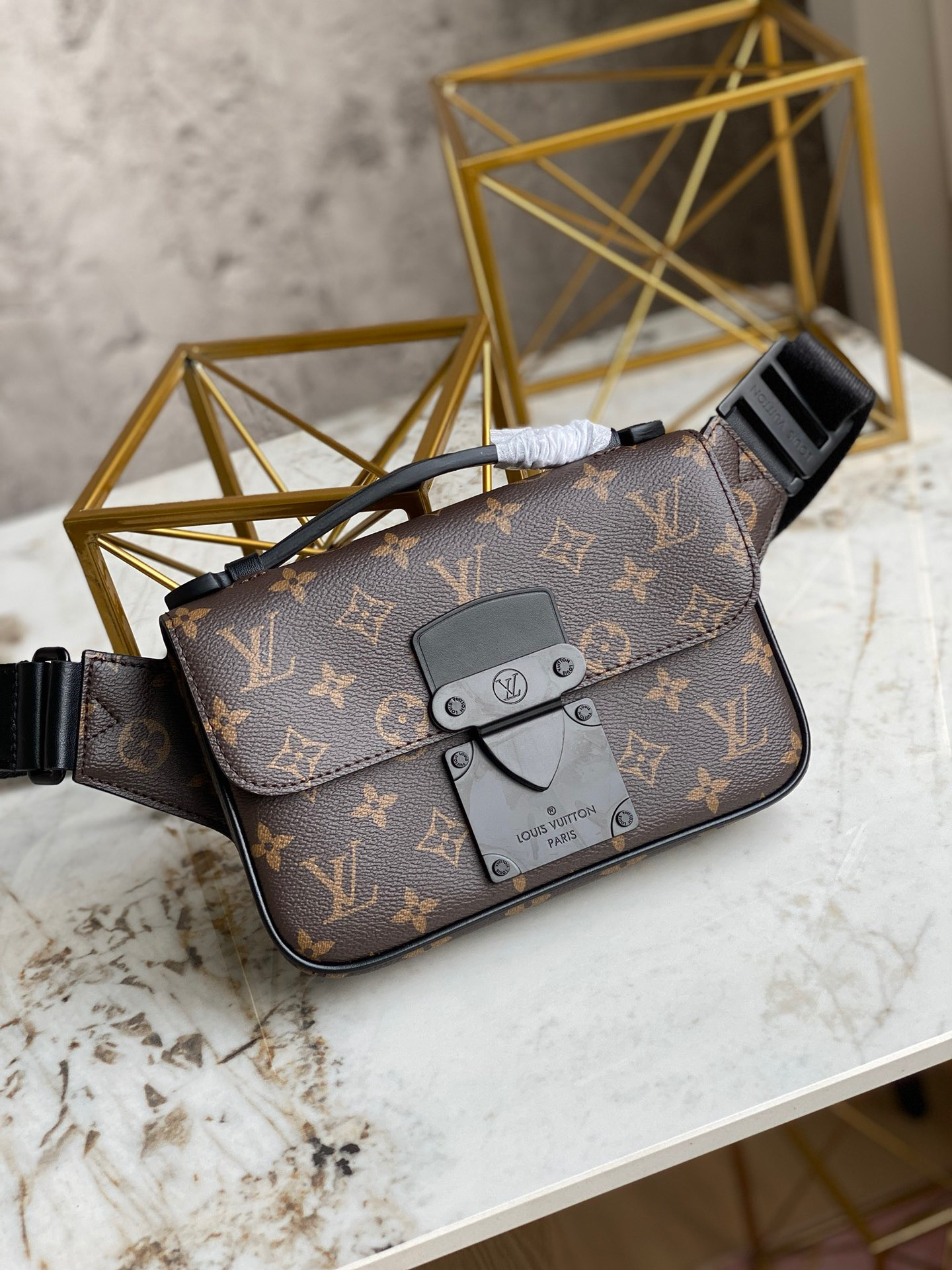 l0*is V*t0n s lock sling bag