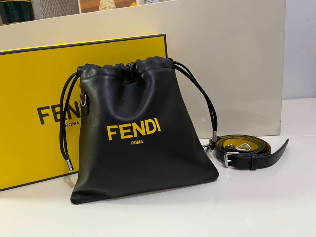 F**di pack small pouch