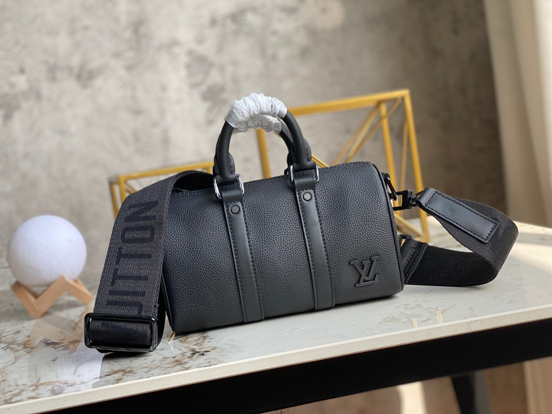 l0*is V*t0n city keepall