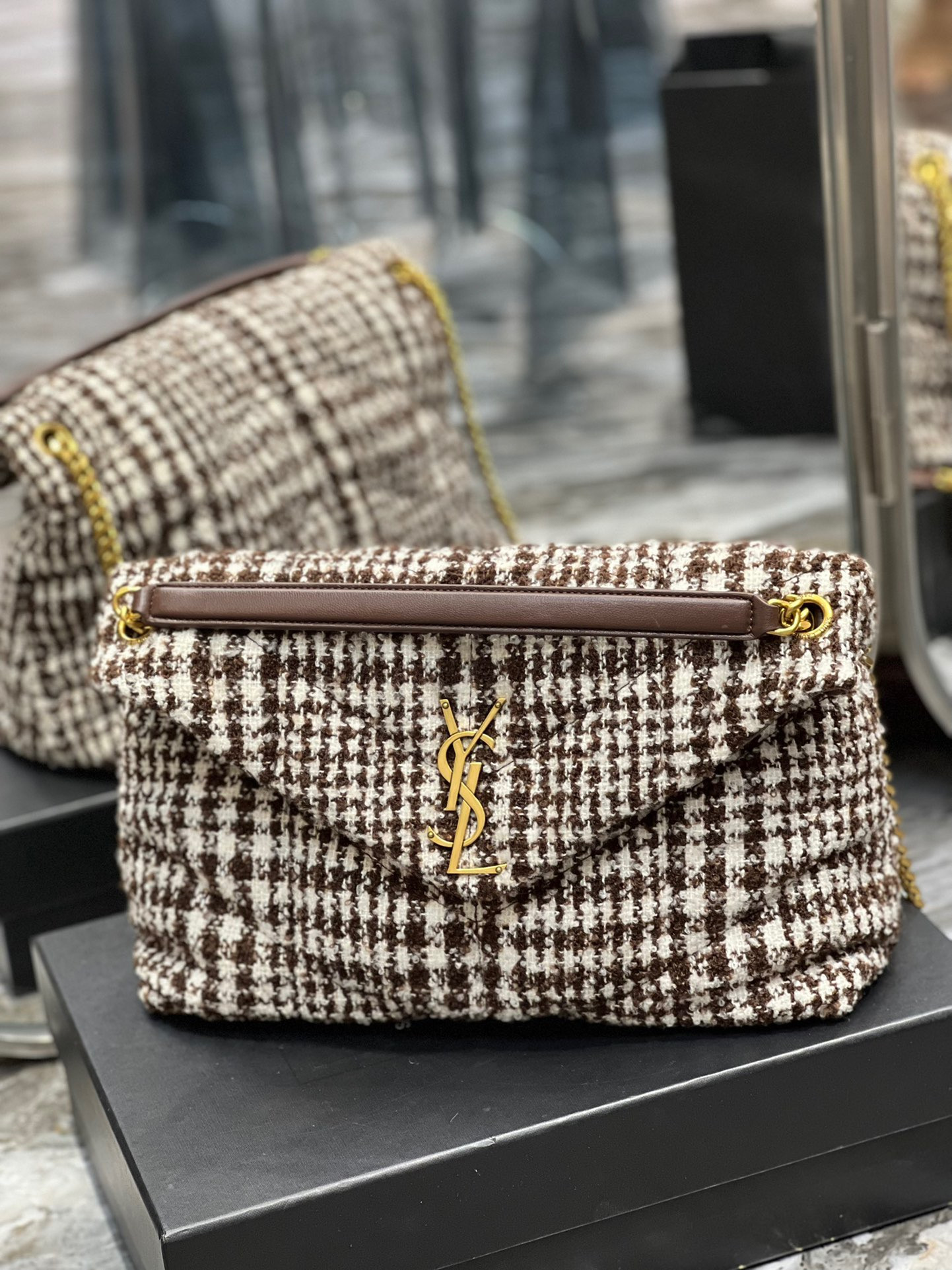 Y*L puffer medium chain bag