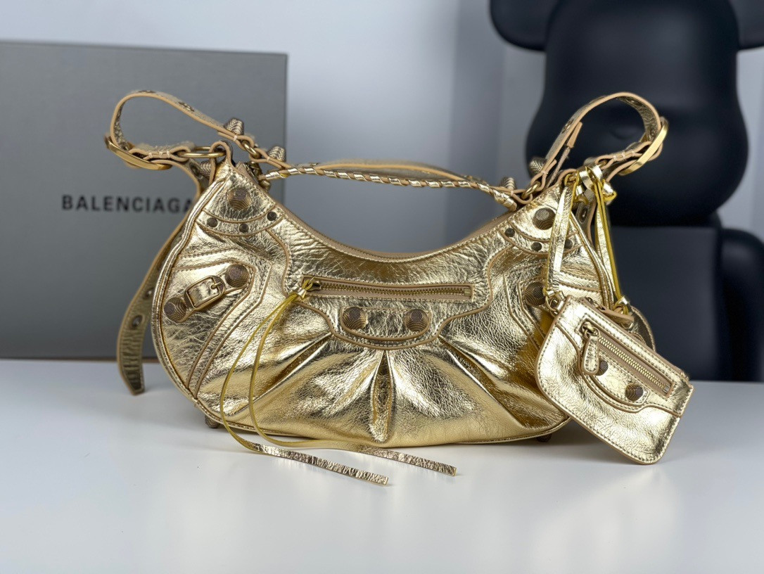 Ba*len*cia*ga women's le cagole small shoulder bag