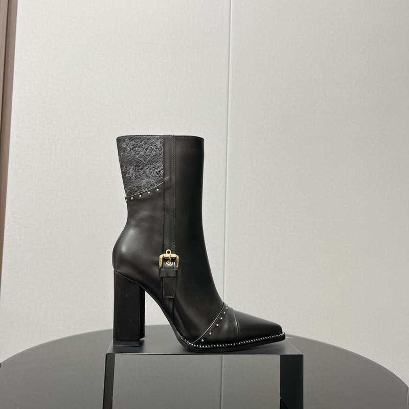 l0*is V*t0n boots