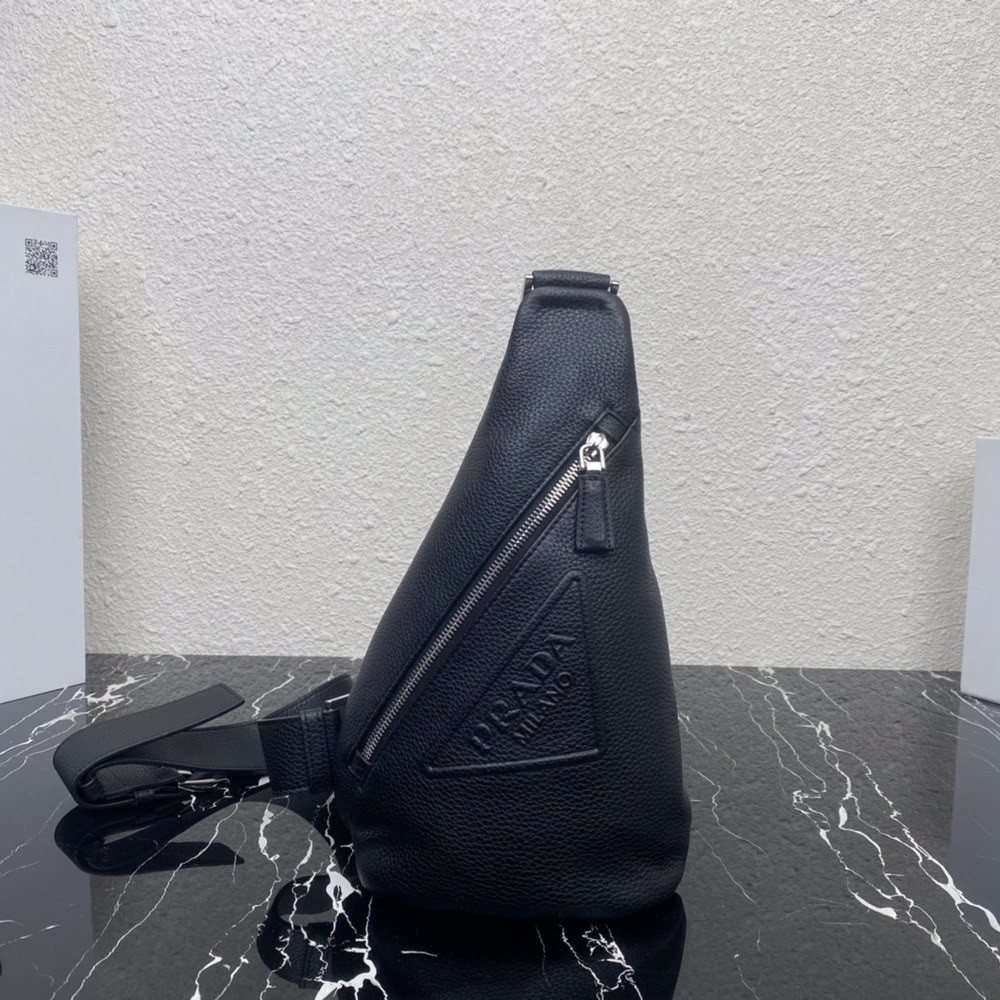 Pra*a cross leather bag
