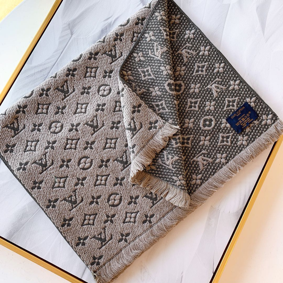 l0*is V*t0n monogram classic scarf