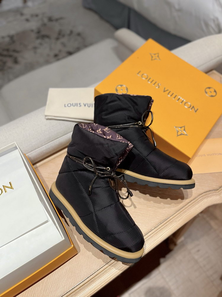 l0*is V*t0n pillow comfort ankle boots