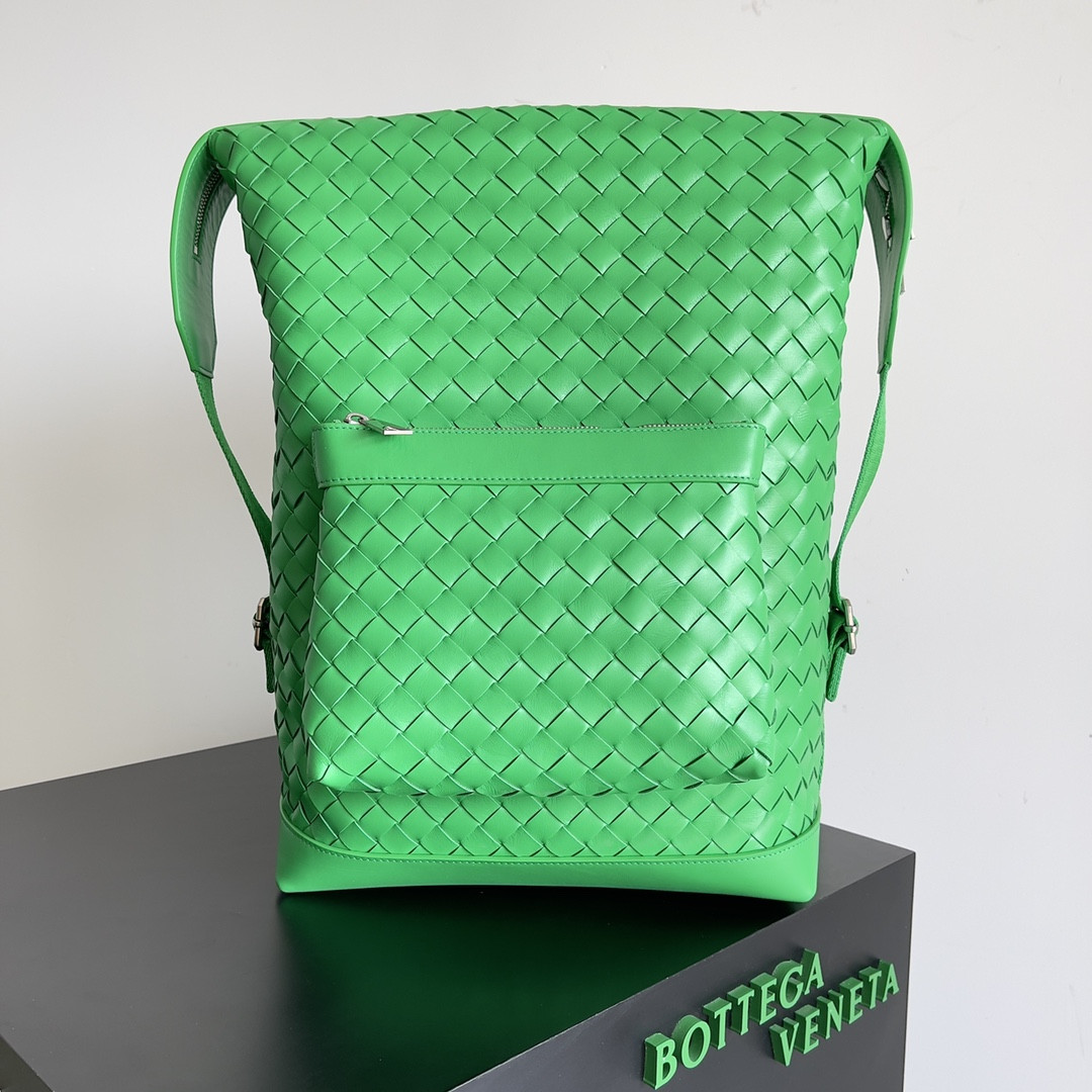 bo*te*ga Ve*ne*ta arco backpack