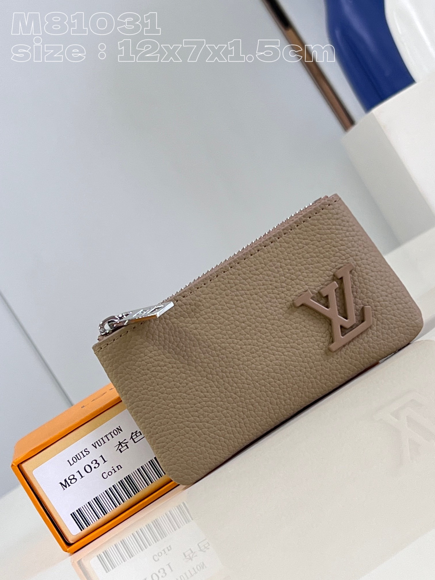 l0*is V*t0n key pouch