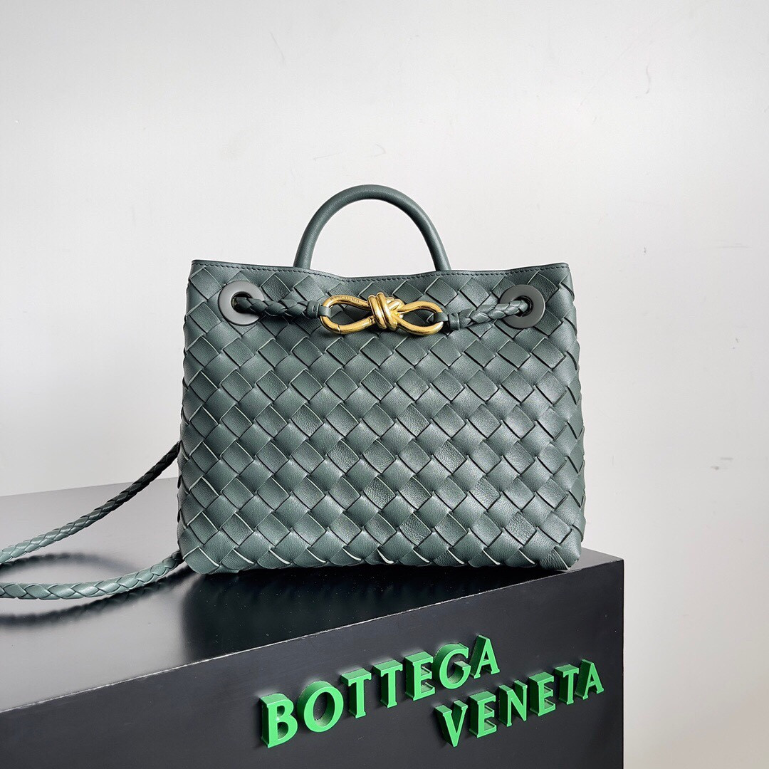 bo*te*ga Ve*ne*ta small andiamo-25*22*10.5cm