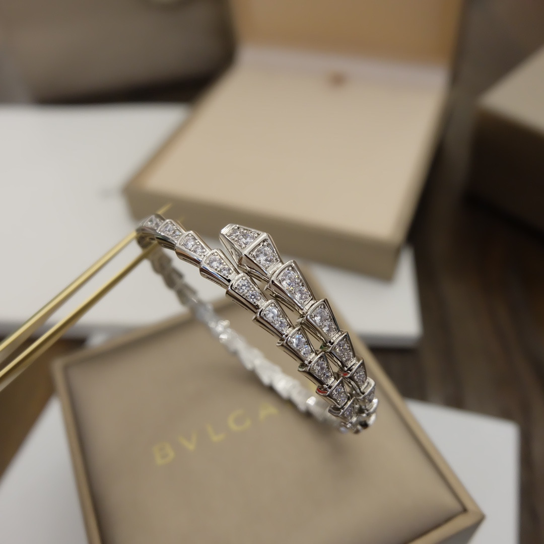 B*l*ai bracelet