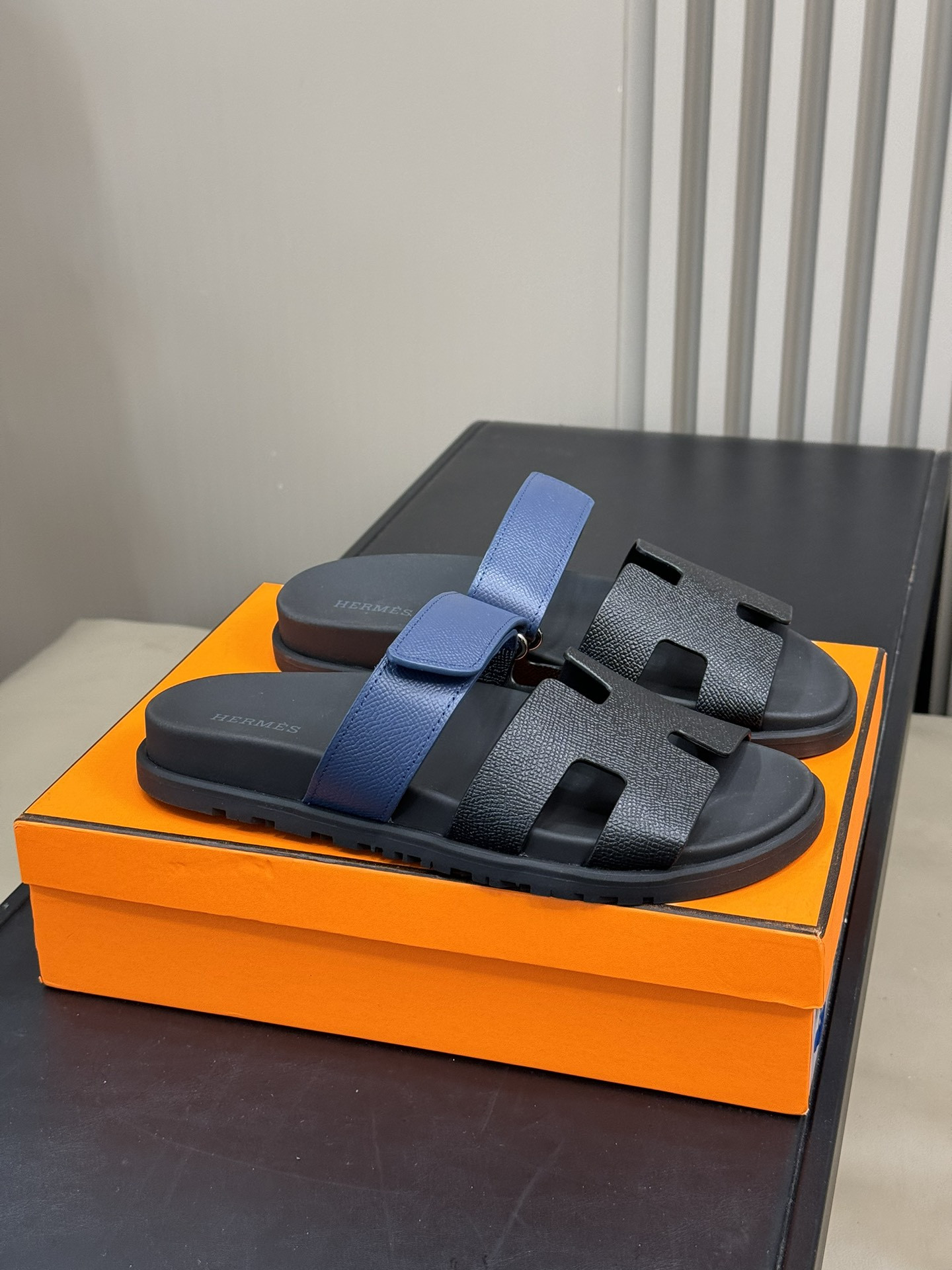 H**mes sandal