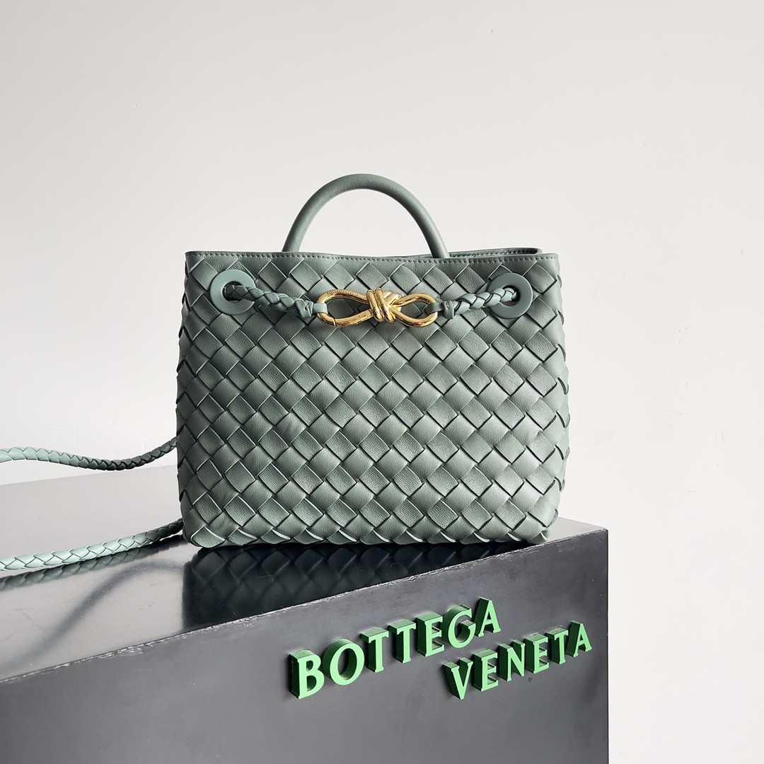 bo*te*ga Ve*ne*ta small andiamo-25*22*10.5cm