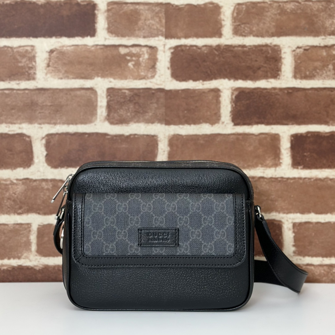 G*u*i small gg crossbody bag with tag