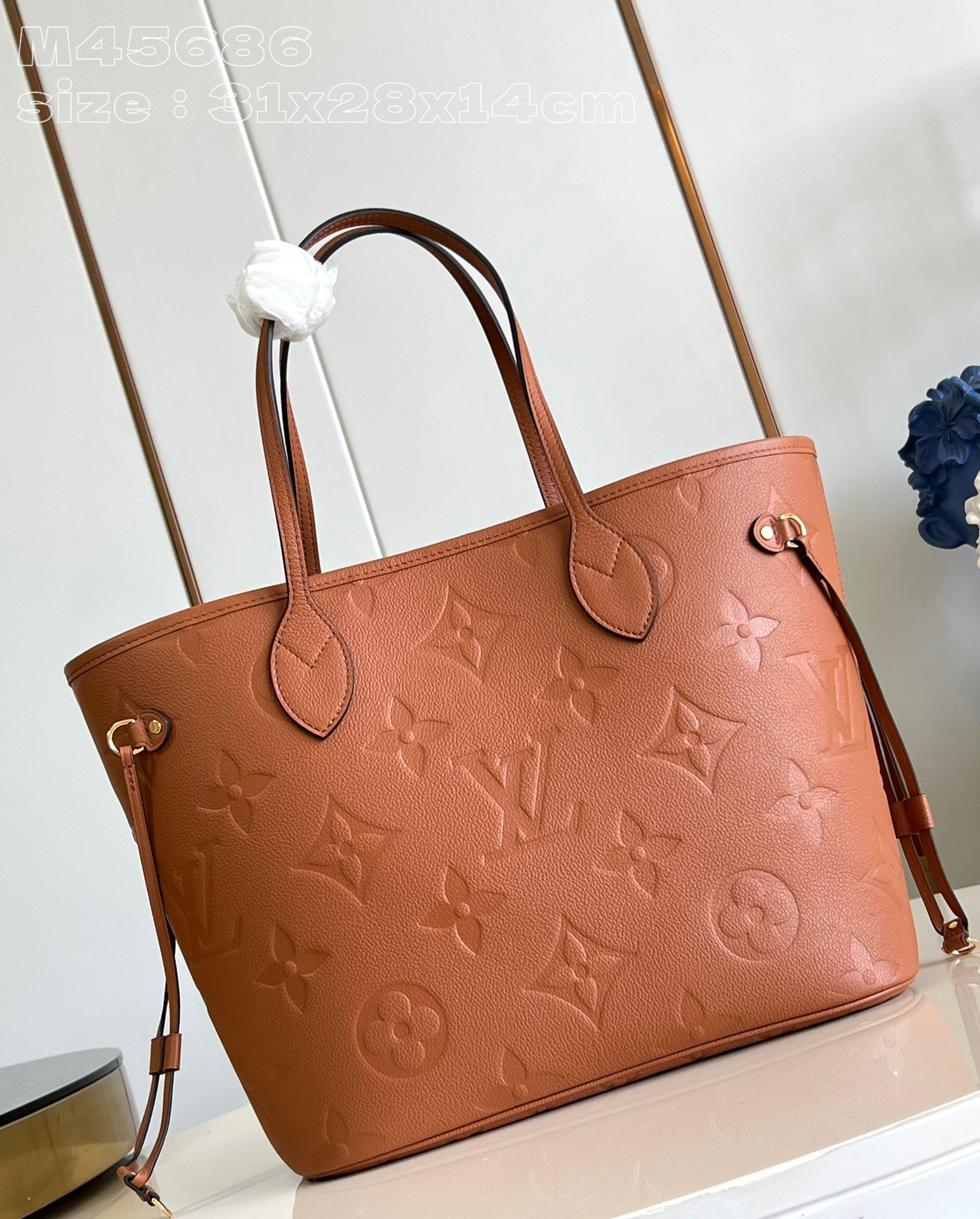 l0*is V*t0n neverfull mm-31*28*14cm