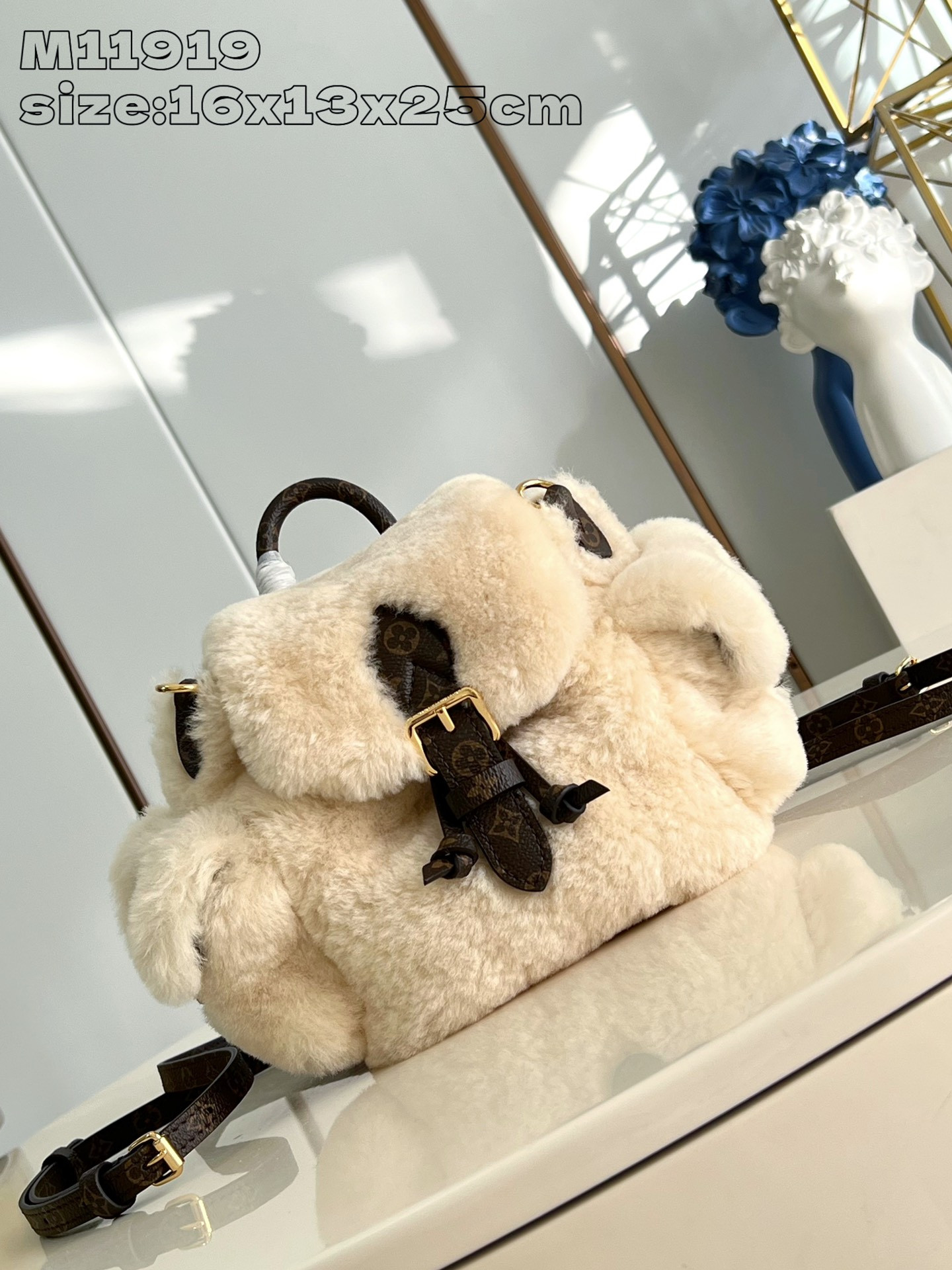 l0*is V*t0n ski nano teddy backpack