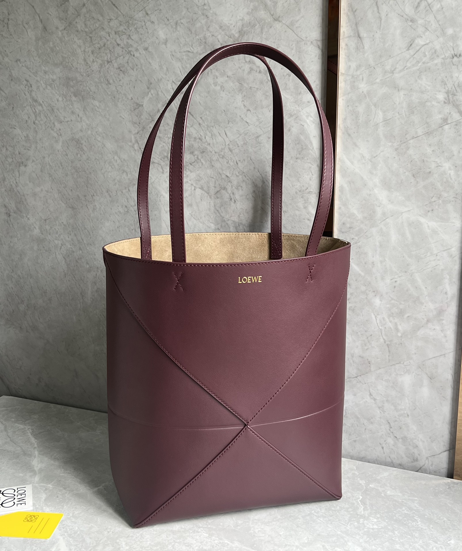 Lowee Puzzle Fold medium Tote - 25.5X14.5X31.5cm