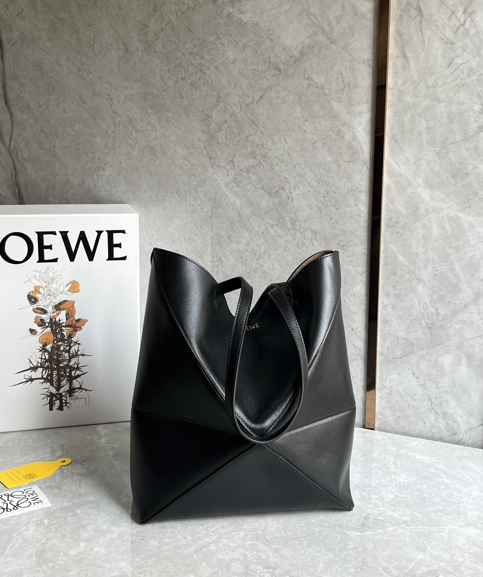 Lowee Puzzle Fold medium Tote - 25.5X14.5X31.5cm