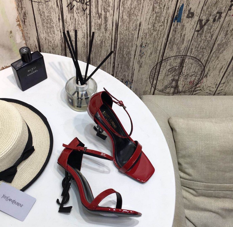 Y*L opyum sandals